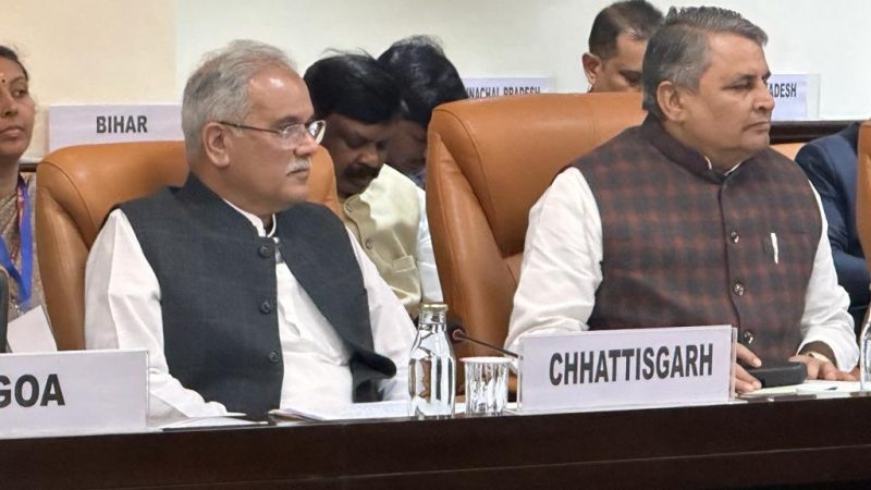 बजट पूर्व बैठक में शामिल होने छत्तीसगढ़ के मुख्यमंत्री भूपेश बघेल, दिल्ली के मानेक शॉ सेन्टर पहुंचे