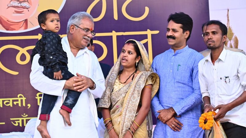 मुख्यमंत्री विशेष स्वास्थ्य सहायता योजना से शिवंत को साढ़े बारह लाख स्वीकृत