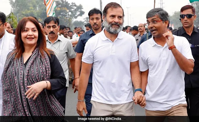 स्वर्ण मंदिर में राहुल,स्वैच्छिक सेवा की