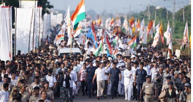 ‘मोदी सरकार संप्रग के कानूनों को कर रही कमजोर’ : राहुल