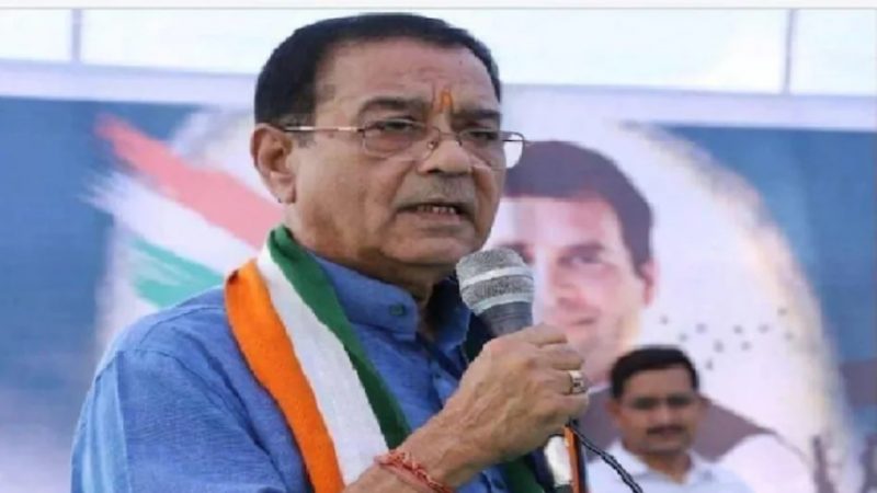 गुजरात में कांग्रेस को बड़ा झटका, 10 बार के विधायक राठवा भाजपा में शामिल