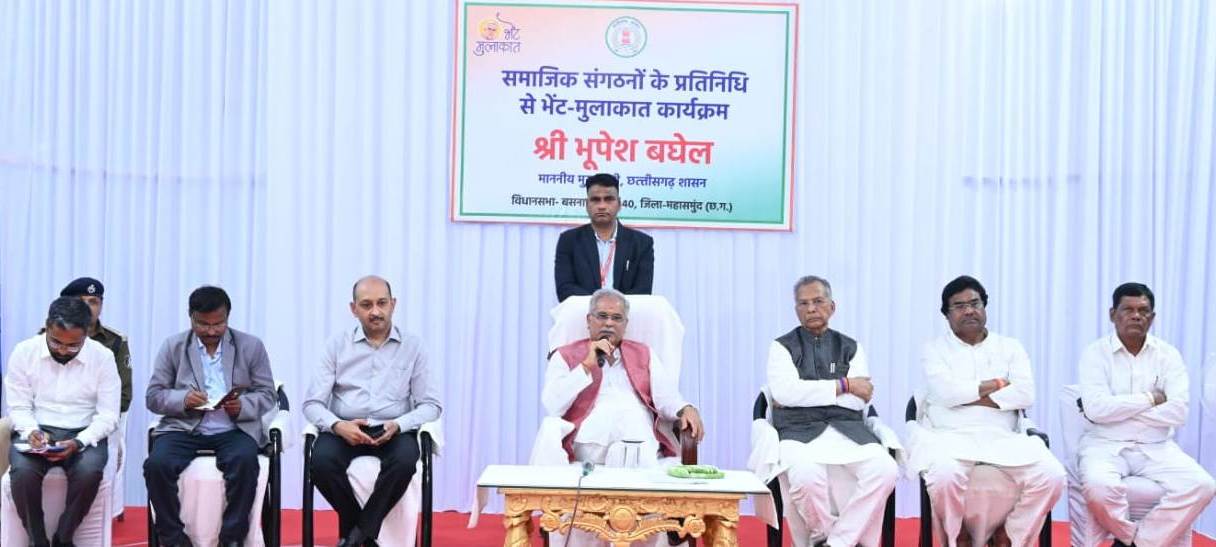 मुख्यमंत्री ने विकास कार्यों के लिए दी करोड़ों की मंजूरी