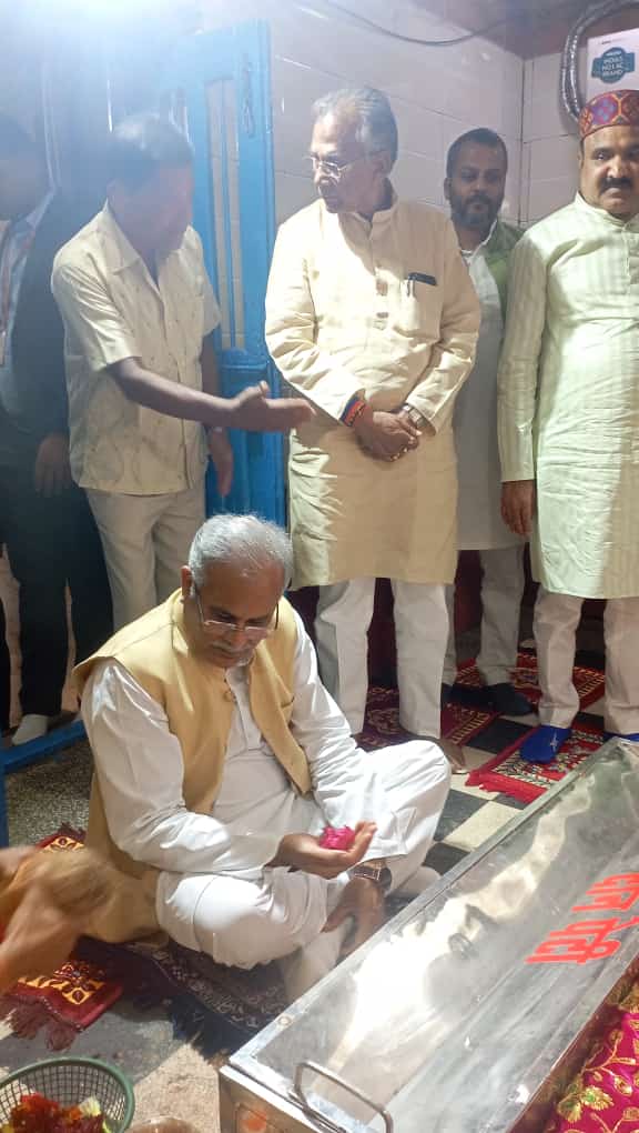 माता के दर्शन किए सीएम बघेल ने