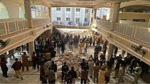 मस्जिद में आत्मघाती हमला, 46 की मौत, 100 घायल