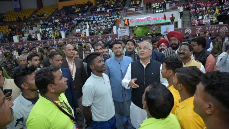 विशेष-लेख : छत्तीसगढ़िया ओलंपिक: छत्तीसगढ़ की माटी के पारंपरिक खेलों की बिखरी छटा
