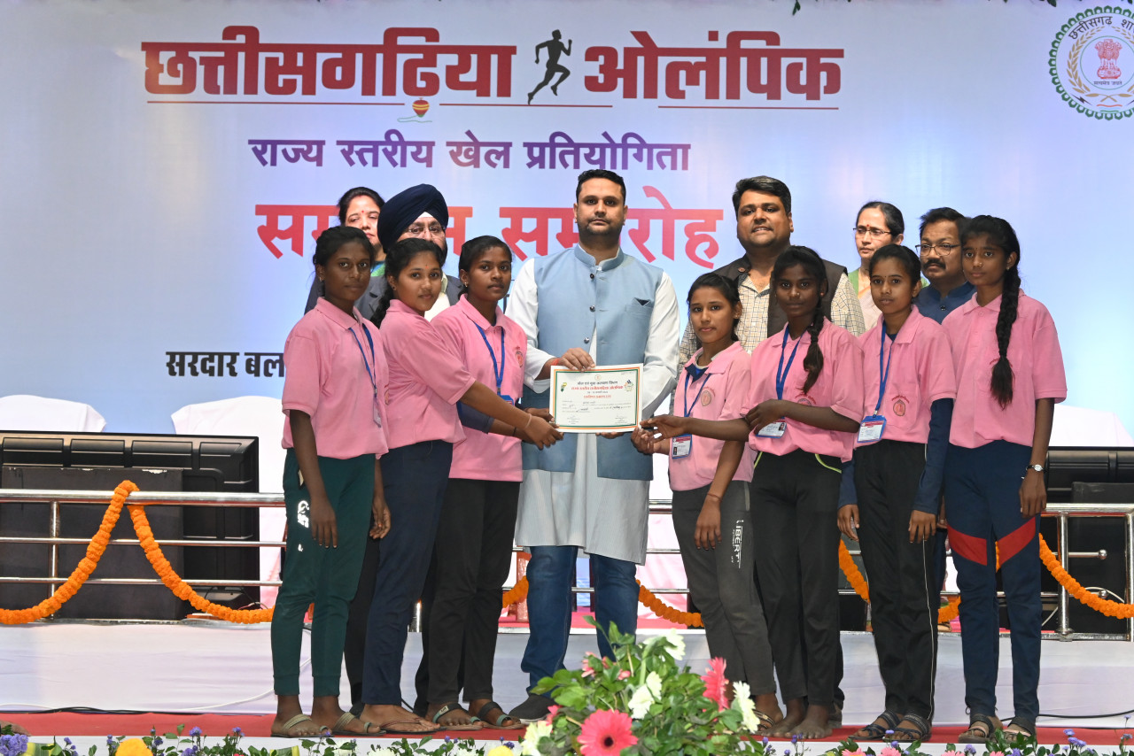 बिल्लस, भंवरा, बाटी का शोर थमा… छत्तीसगढ़िया ओलंपिक का रंगारंग समापन