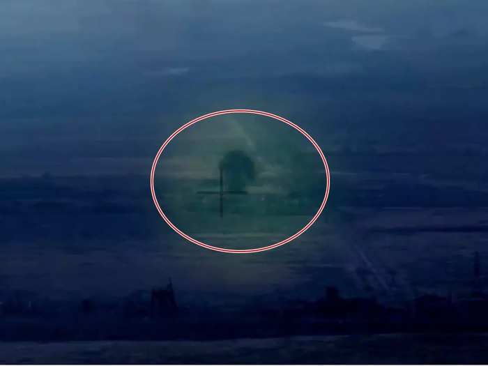 कुछ पलों में खाक हो गया यूक्रेन का सैन्य ठिकाना