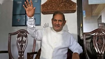 Sharad Yadav Death: शरद यादव पंचतत्व में विलीन,गार्ड ऑफ ऑनर के साथ हुआ अंतिम संस्कार, बेटे-बेटी ने दी मुखाग्नि