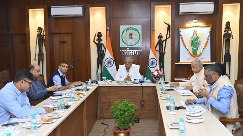 ग्रामीण उद्योग नीति बनाने की प्रक्रिया जल्द प्रारंभ की जाए: मुख्यमंत्री श्री बघेल