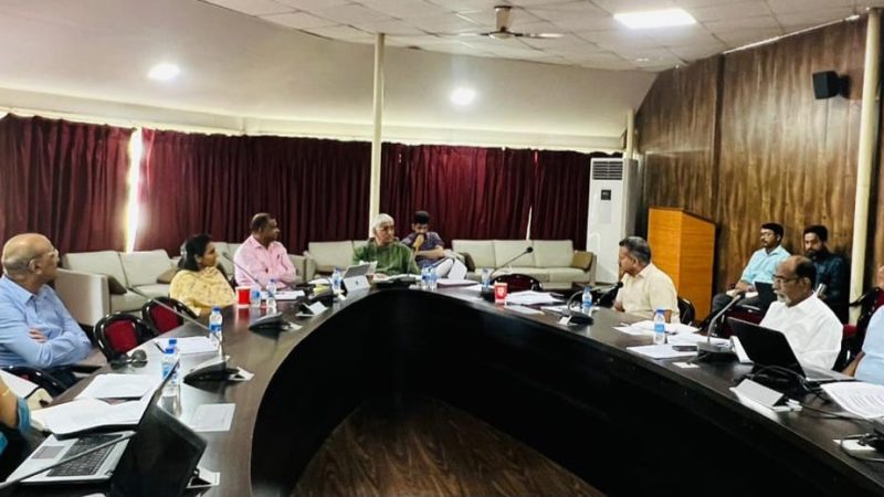 स्वास्थ्य मंत्री श्री टी.एस. सिंहदेव ने ब्लड बैंक, हमर लैब व ओटी सेवाओं के उपकरणों के लिए पुनरीक्षित प्रस्ताव भेजने के दिए निर्देश