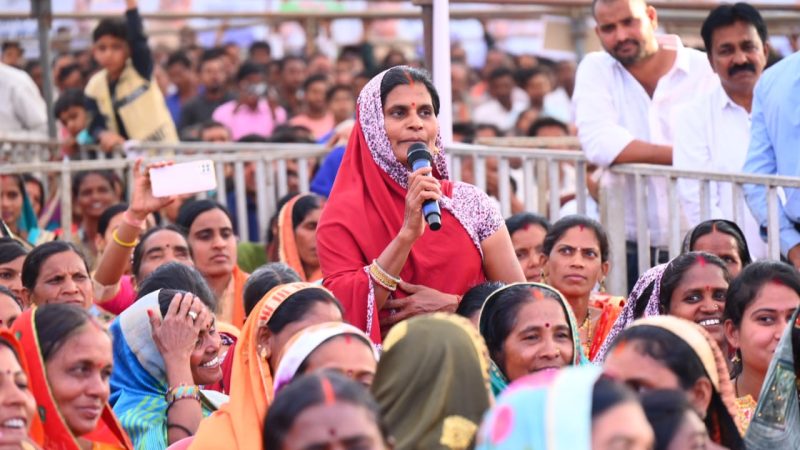 भेंट-मुलाकात : प्रेमबाई साहू, ग्राम रानीसागर निवासी ने बताया कि 1300क्विंटल वर्मी कंपोस्ट बेचा है