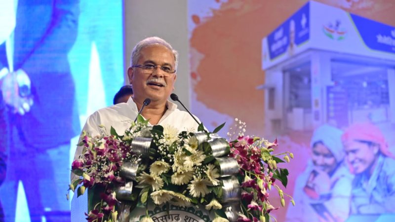 मुख्यमंत्री श्री भूपेश बघेल ने नगरीय निकायों में विकास कार्यों के लिये एक हजार करोड़ रूपये देने की घोषणा की