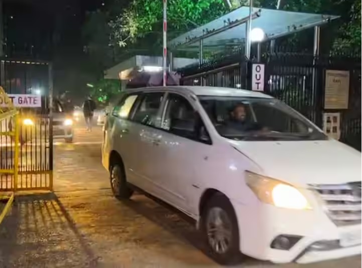 बीबीसी दफ्तर में सर्वे के दौरान पत्रकारों को घंटों काम करने से रोका गया’, CDBT के दावे पर सवाल