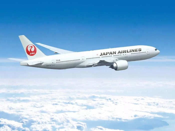 जापान में 10 मिनट लेट हुई फ्लाइट तो एयरपोर्ट नै लैंडिंग से किया इंकार