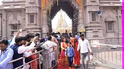 स्पीड पोस्ट से मिल रहा काशी विश्वनाथ का प्रसाद, ऑनलाइन प्रसाद मंगाने वाले भक्तों की संख्या तीन गुना