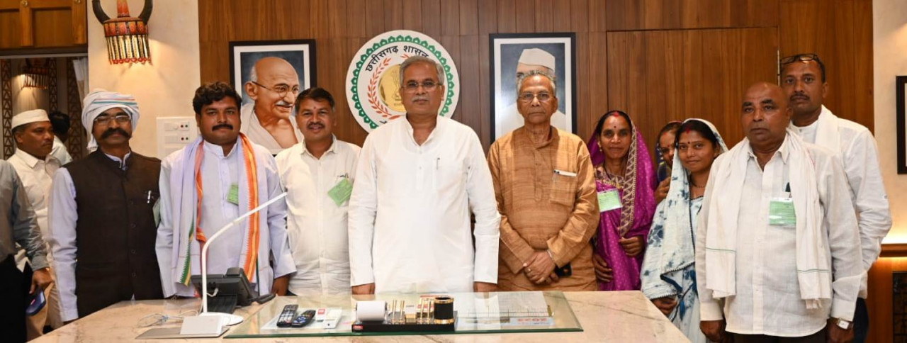 मुख्यमंत्री को स्वर्गीय दाऊ रामचंद देशमुख प्रदेश स्तरीय नाचा गम्मत महोत्सव में शामिल होने का मिला आमंत्रण