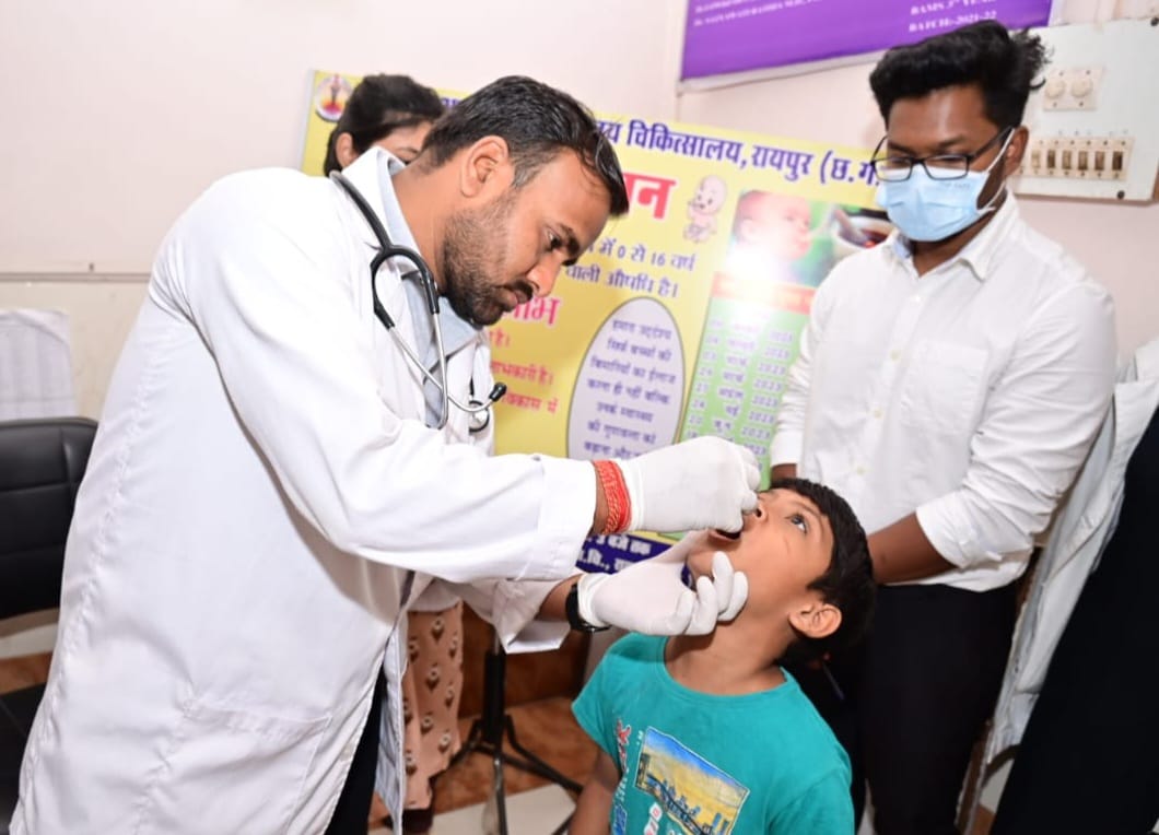 1137 बच्चों का कराया गया स्वर्ण प्राशन