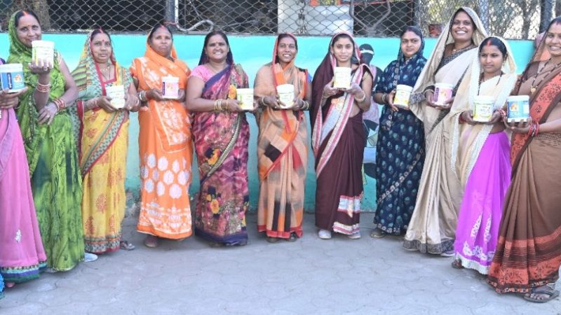 छत्तीसगढ़ में बन रहा है गोबर पैंट निर्माण का मजबूत नेटवर्क