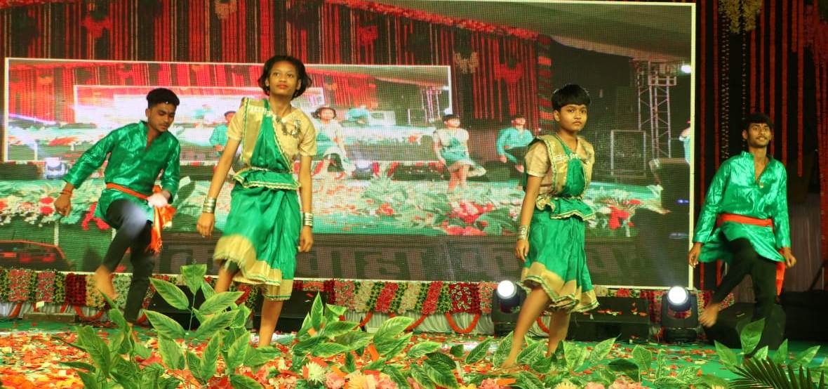 पारंपरिक लोक संगीत के साथ हुआ कुदरगढ़ महोत्सव का आगाज