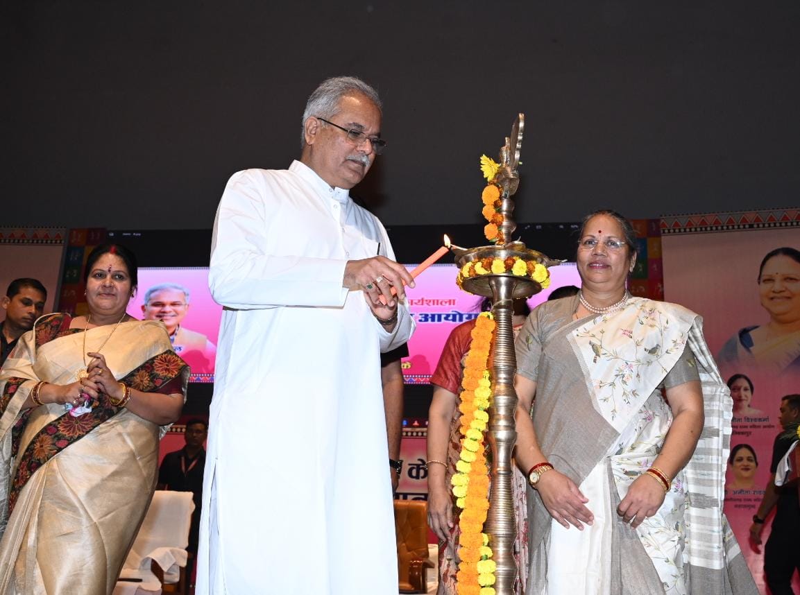 महिलाओं का आर्थिक रूप से सक्षम होना जरूरी, राज्य सरकार नई-नई रोजगार मूलक योजनाएं कर रही है लागू : मुख्यमंत्री श्री भूपेश बघेल