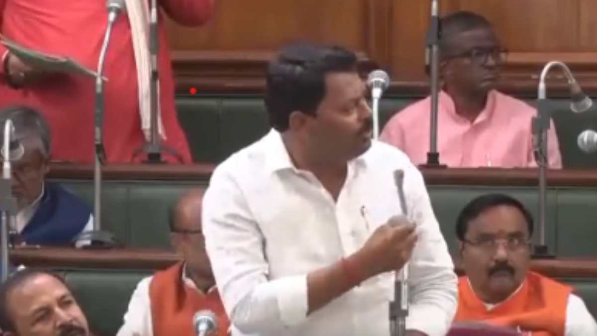 सवाल पूछे जाने से रोका तो भाजपा विधायक ने तोड़ा माइक