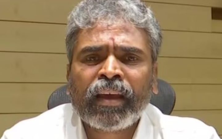 महिला ने नहीं लगाई बिंदी तो BJP MP बोले- तुम्हारे पास कॉमन सेंस नहीं, कांग्रेस ने कहा- ये देश को ईरान बना देंगे