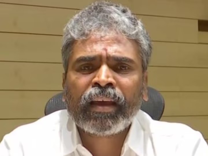 महिला ने नहीं लगाई बिंदी तो BJP MP बोले- तुम्हारे पास कॉमन सेंस नहीं, कांग्रेस ने कहा- ये देश को ईरान बना देंगे