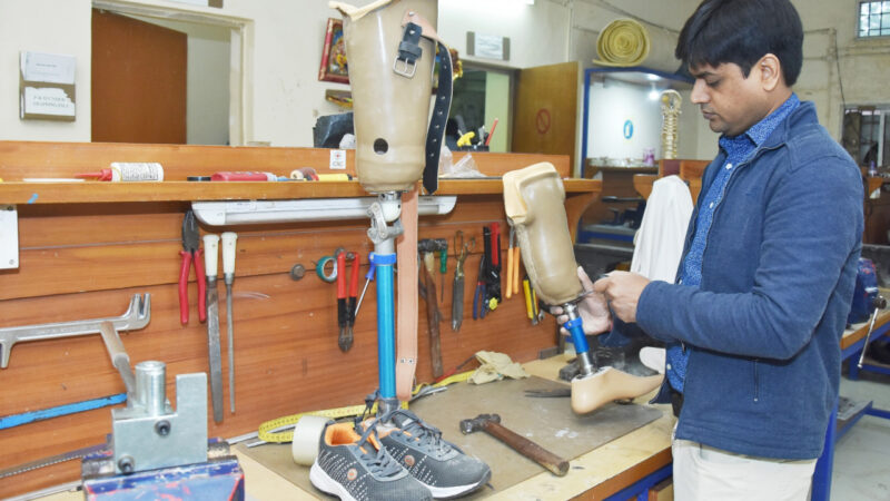 पीआरआरसी सेंटर दिव्यांगों को दे रहा नया जीवन