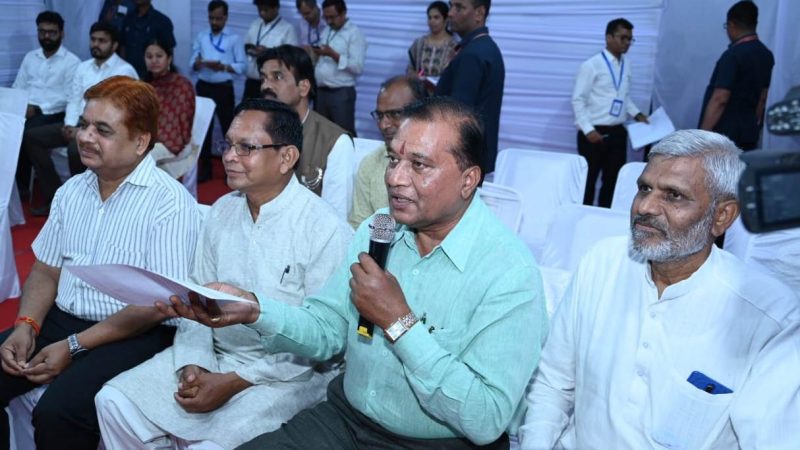 भेंट-मुलाकात : देवांगन समाज को मिलेगा समरसता भवन