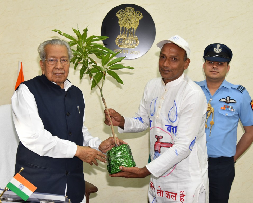 राज्यपाल से ग्रीन कमाण्डो ने सौजन्य भेंट की