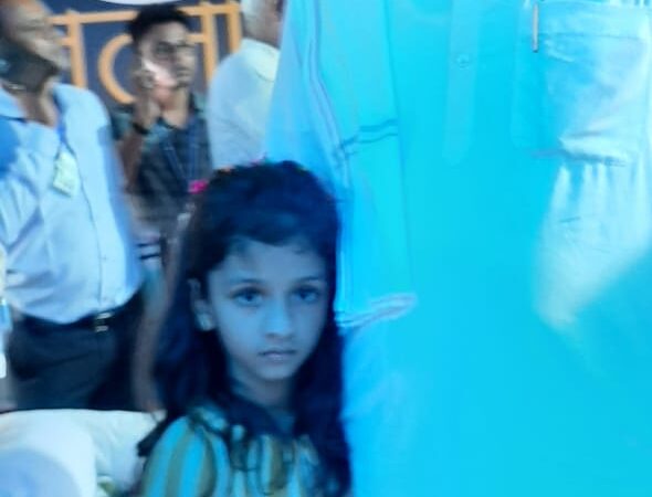 मुख्यमंत्री ने पूरा किया नन्हीं वर्षा से किया अपना वायदा