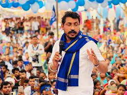 आजाद के उल्टे-सीधे बयानों से क्षुब्ध होकर किया था हमला