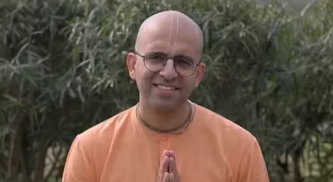 विवेकानंद पर टिप्पणी, अमोघ लीला दास पर प्रतिबंध