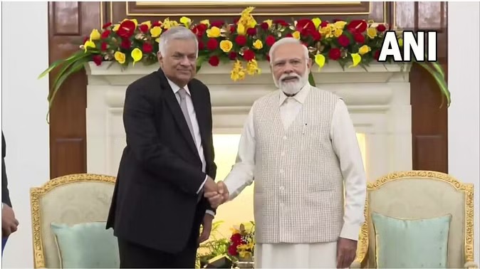 चीन की आक्रामकता के मुद्दे पर पीएम ने श्रीलंकाई राष्ट्रपति के समक्ष जताई चिंता