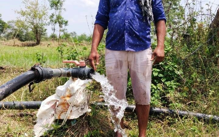 शैलो ट्यूबवेल योजना का लाभ उठा रहे हैं किसान