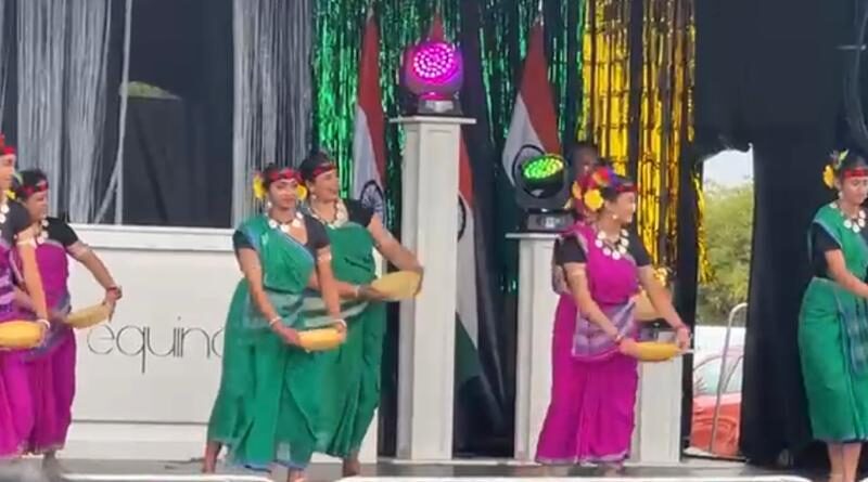 छत्तीसगढ़ियों ने लंदन में ‘हाय.. डारा लोर गेहे रे’ की धुन पर किया नृत्य