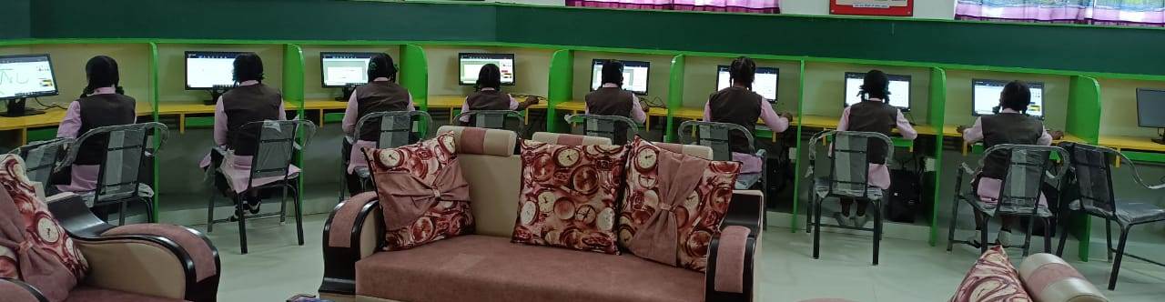 वनांचल के आश्रम छात्रावास के उन्नयन से बच्चों को मिला बेहतर वातावरण