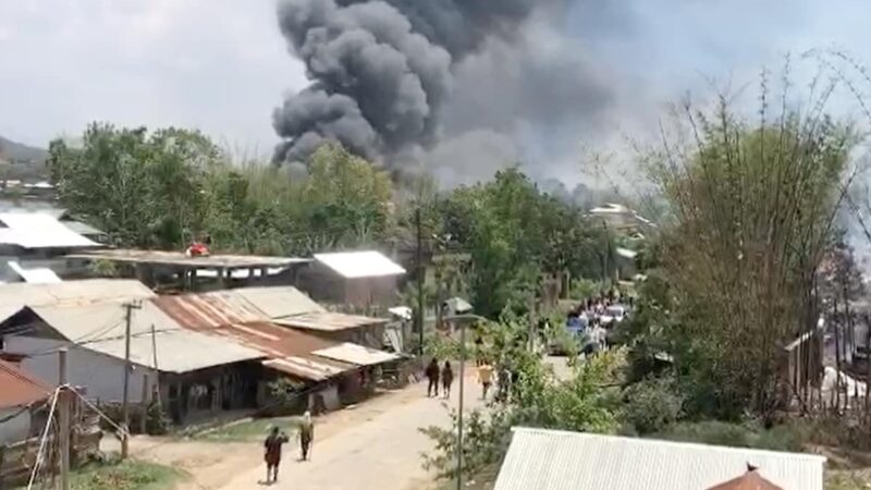 मैं भागते-भागते गिरी और कुछ लोगों ने घेरकर मेरे साथ…’