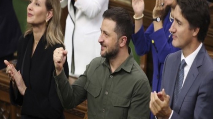 कनाडा में नया बवाल, नाजी सैनिक का संसद में सम्मान