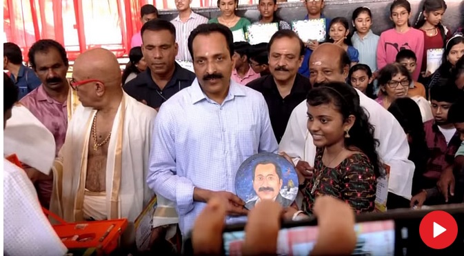 बच्चों के बीच इसरो प्रमुख… बोले- जीवन भर का अनुभव लेने आया