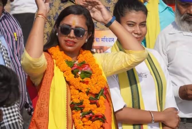 कांग्रेस में शामिल हुई निशा बांगरे कमल नाथ बोले- नहीं लड़ेंगी चुनाव