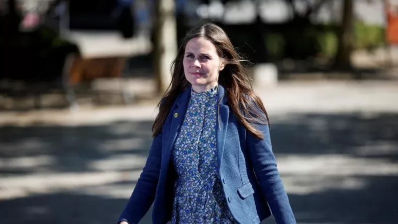 महिलाओं के कम वेतन को लेकर खुद चली गईं हड़ताल पर आइसलैंड की प्रधानमंत्री