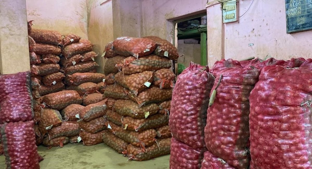 प्याज की कीमतों में लगी आग, दिल्ली में 75 पार, देशभर में इजाफा