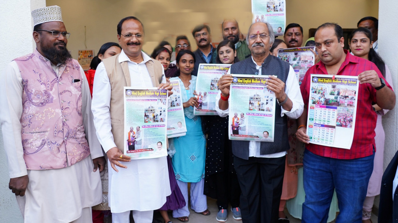 शिक्षा मंत्री श्री बृजमोहन अग्रवाल ने किया हिंद इंग्लिश मीडियम स्कूल के कैलेण्डर का विमोचन