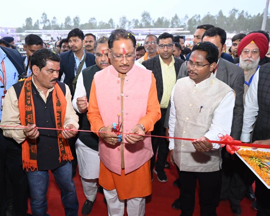 मुख्यमंत्री ने बुरुंदवाड़ा सेमरा में सिरी (एमआरसी) और समृद्धि (एमआरएफ) सेंटर किया लोकार्पण