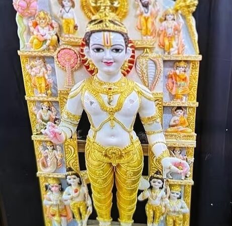 गर्भगृह में स्थापना के लिए ‘चयनित’ दूसरी मूर्ति की तस्वीर भी आई सामने