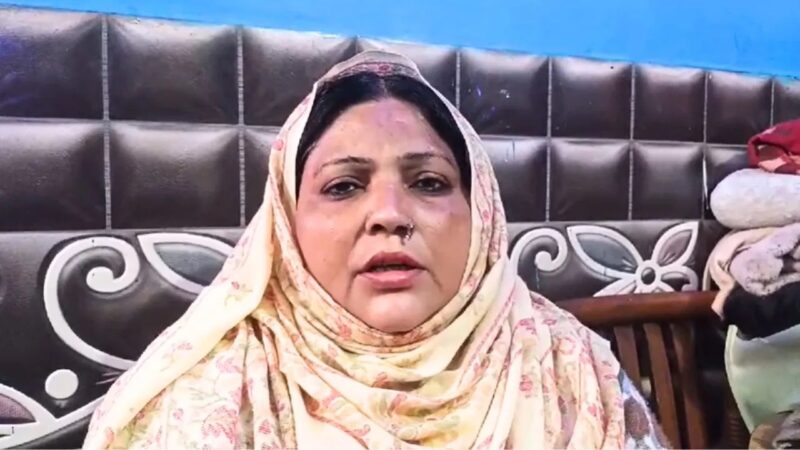 बहुत बड़ी राम भक्त बनती है, 72 घंटे में मार देंगे