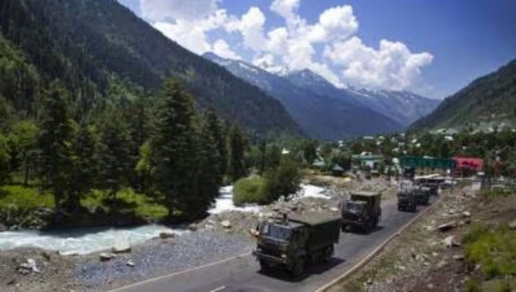 बीआरओ ने बनाई अरुणाचल में चीन सीमा के पास सड़क