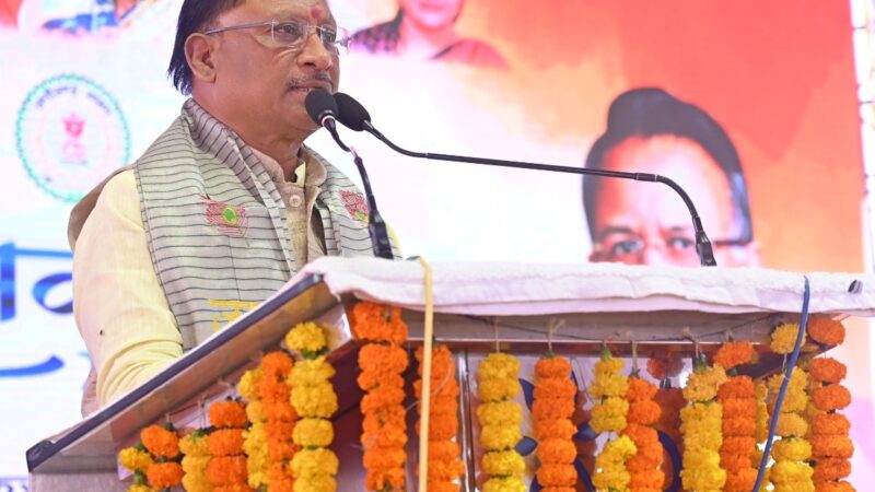 500 एकड़ क्षेत्र में फैला झुमका जलाशय बनेगा पर्यटन क्षेत्र, मुख्यमंत्री ने भी लिया बोटिंग का आनंद