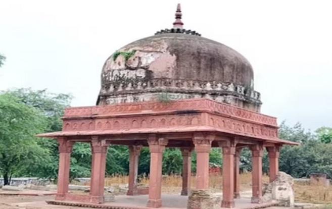 ‘मजार नहीं ये महाभारत काल का लाक्षागृह है’